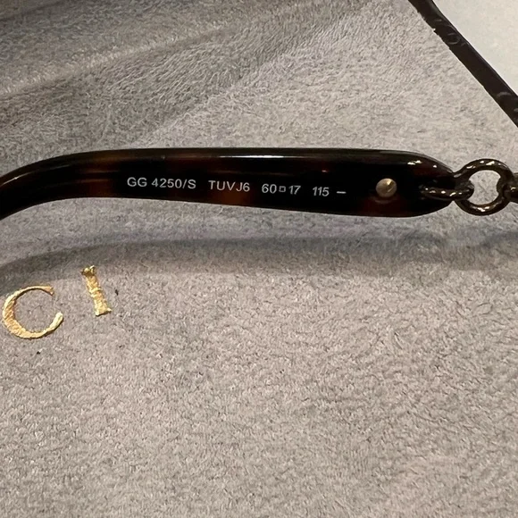 Elegant Brown Sunglasses